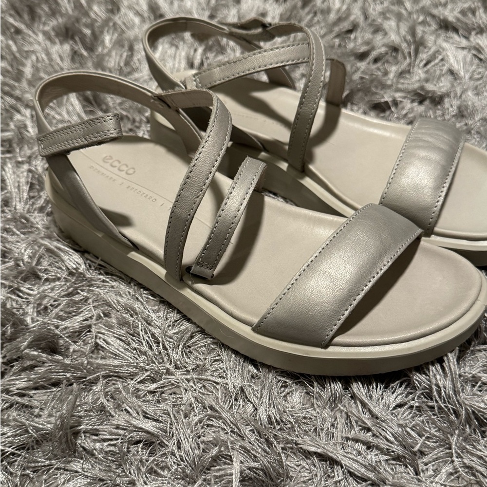 Women’s ecco flowt lx Comfort Cross Strappy Leather Sandals Droid Silver Grey 6